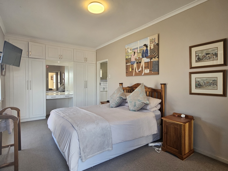 5 Bedroom Property for Sale in Ferreira Town Eastern Cape